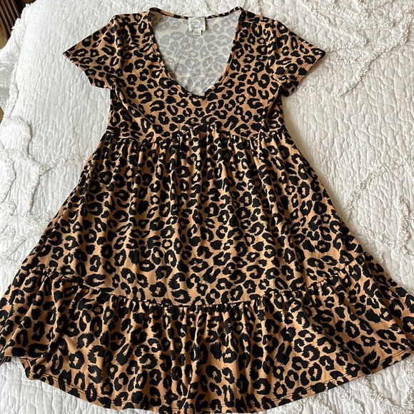 Francesca’s Cheetah Dress - Picture 1 of 3